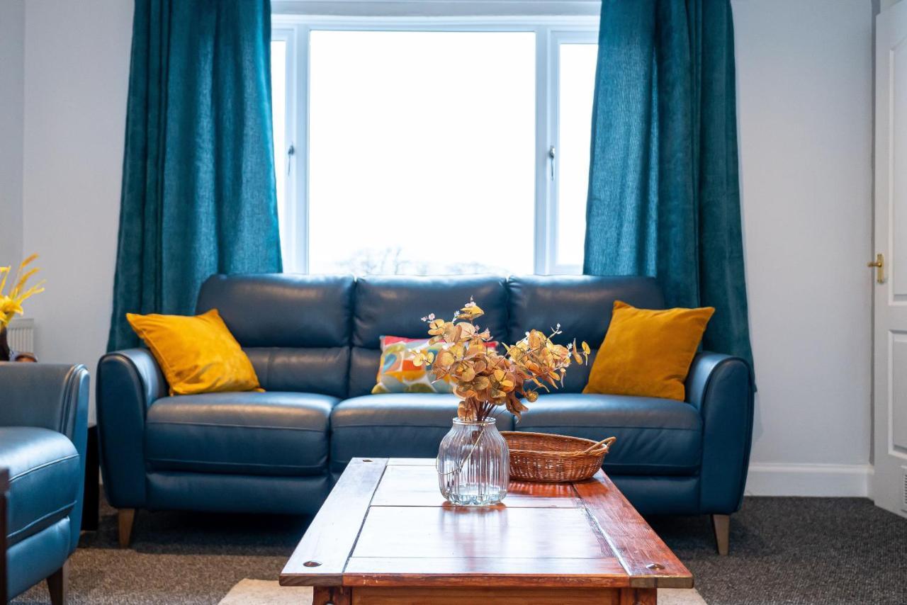 Lovely 3-Bedroom Flat With Free Parking Алланский Бридж Экстерьер фото